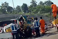 Kecelakaan Beruntun Libatkan Bus dan Mobil Derek di Tol Cipularang KM 99 Arah Bandung