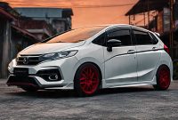 Apa Maksud STNK Tembus dalam Jual Beli Motor dan Mobil