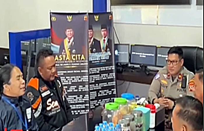 Meski Sudah Minta Maaf, Pemotor yang Hadang Bus di Tikungan Jalan Ciwidey Tetap Kena Sanksi Polisi
